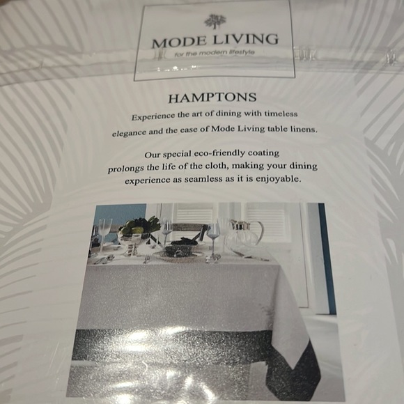 100% linen tablecloth. Mode Living Hamptons collection. Oeko-Tex certified. - Picture 4 of 6